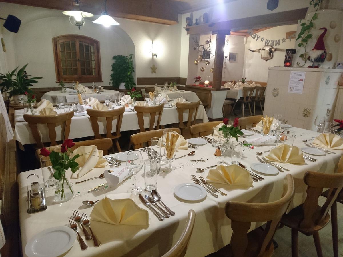 Gasthaus Zum Ochsen Neuhaus Экстерьер фото