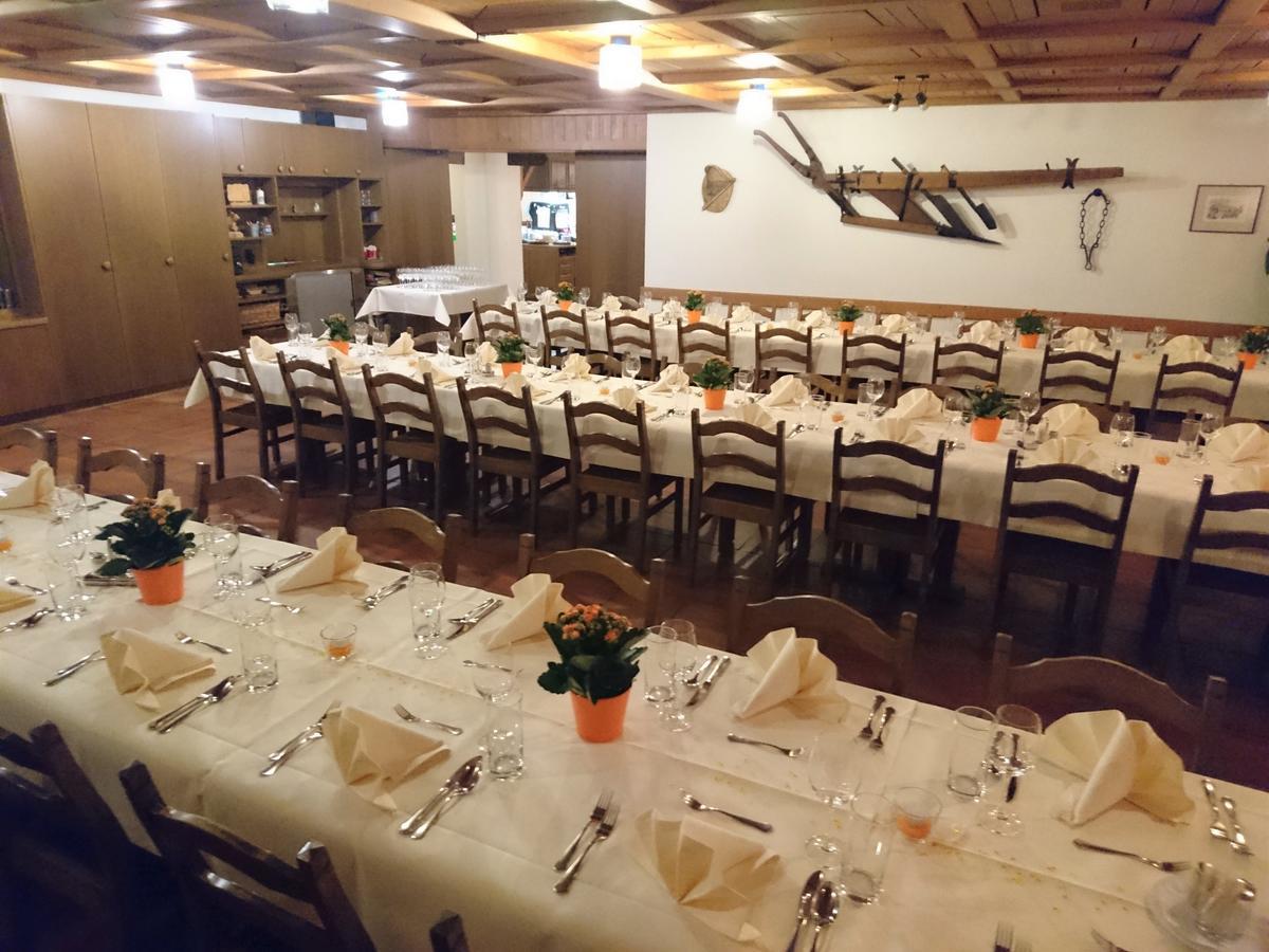 Gasthaus Zum Ochsen Neuhaus Экстерьер фото