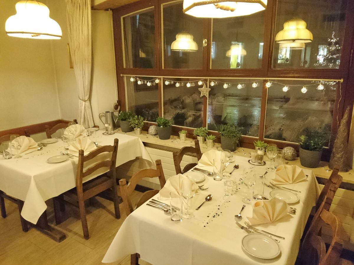 Gasthaus Zum Ochsen Neuhaus Экстерьер фото